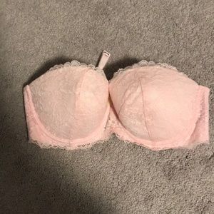 Victoria’s Secret bra never worn